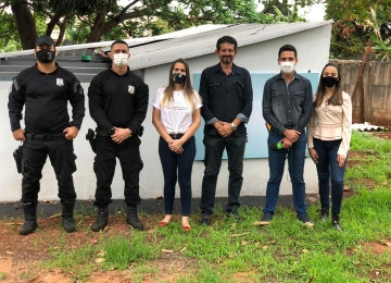 Detentos ajudam na construção de canil para ONG de animais resgatados em Rio Verde
