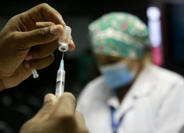73,9% dos brasileiros acima de 18 anos já receberam ao menos a 1ª dose da vacina contra a Covid