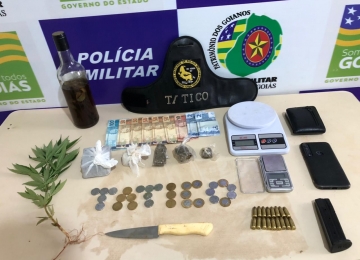 Polícia Militar localiza drogas e munições irregulares após abordagem de indivíduo no Setor Dona Gercina