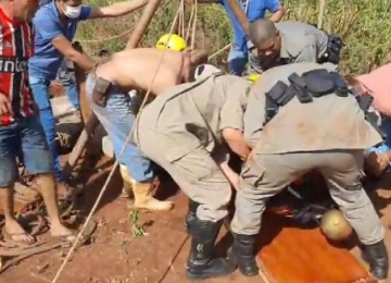 Bombeiros retiram vítimas de cisterna em Santa Helena de Goiás