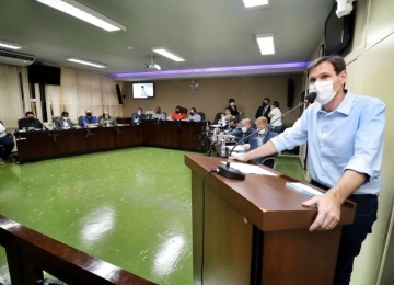 Lissauer questiona serviço da Enel em Goiás e cobra implantação de centrais de atendimento na região Sudoeste