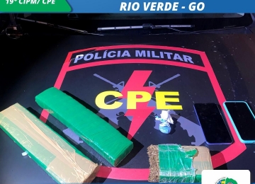 Dupla é presa pela CPE de Rio Verde por tráfico de drogas