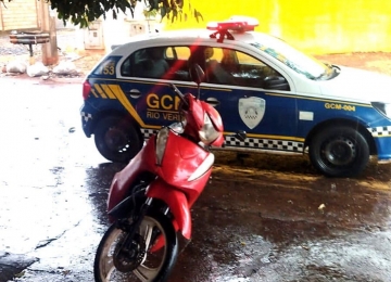 GCM encontra moto roubada em 2016