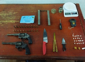 Polícia Militar e GCM realizam operação integrada e apreendem duas armas de fogo e drogas