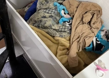 Bebê de 8 meses morre depois de ser deixado com irmão de 5 anos para mãe ir ao baile