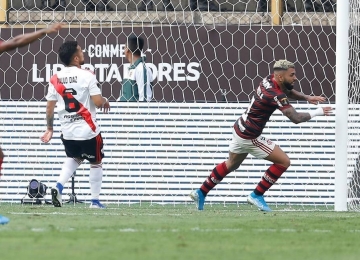 Flamengo é campeão da Libertadores nos acréscimos 