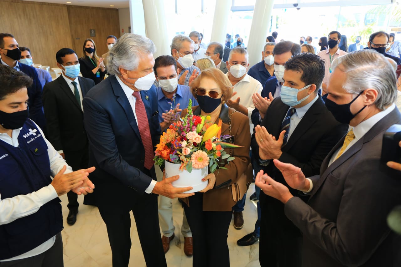 Hemocentro Estadual é inaugurado com reforma, ampliação e homenagens