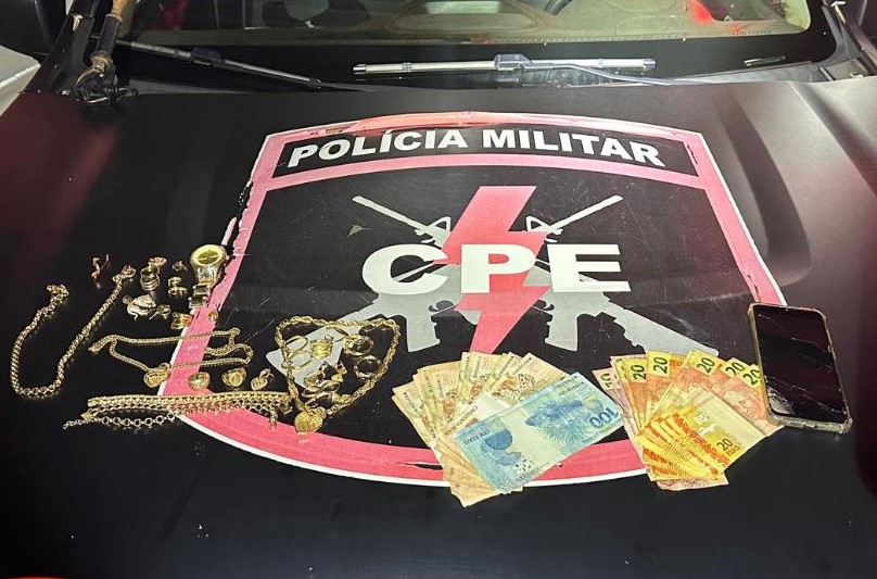 Após invadir casa e render mulher, ladrões roubam R$ 70 mil em joias em Rio Verde