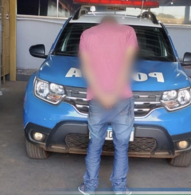 Equipe do Tático Bravo apreende motocicleta e encontra celular roubado na Vila Borges
