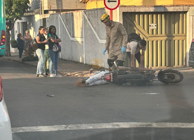 Acidente envolvendo motociclista é registrado na Vila Santo Antônio