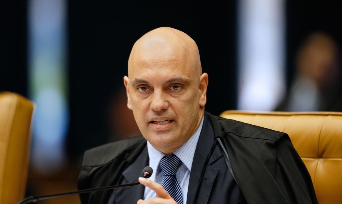 Alexandre de Moraes rejeita a suspensão da posse de deputados por eventual envolvimento em atos golpistas