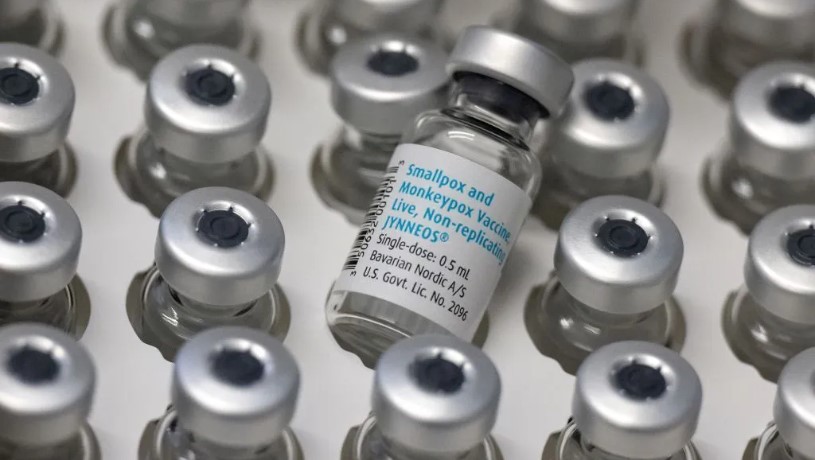 Anvisa aprova liberação de vacina e medicamento contra varíola dos macacos 