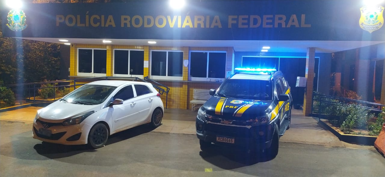 PRF recupera carro no sudoeste goiano que havia sido furtado em São Paulo 