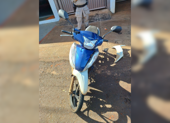 Condutor foge após provocar acidente com motocicleta no Setor Central em Rio Verde