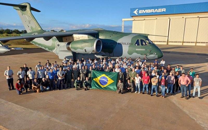 Força Aérea Brasileira recebe novo avião com recursos de última geração