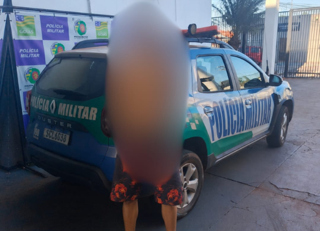 Homem armado invade casa de jovem com TEA em Maurilândia e é preso pela PM antes de possível tragédia