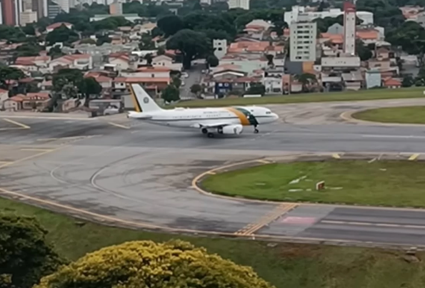 Aerolula tem decolagem interrompida em Congonhas, após presidente cumprir agenda em SP