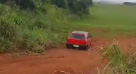 Carro roubado na terça-feira de carnaval é encontrado