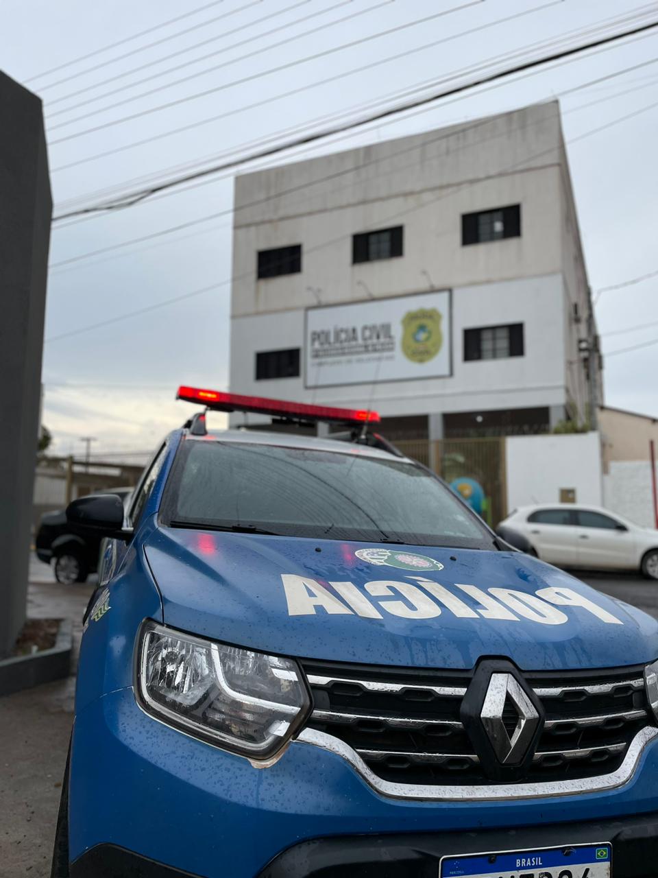 Casal é preso por tráfico de drogas, na Vila Serpró em Rio Verde