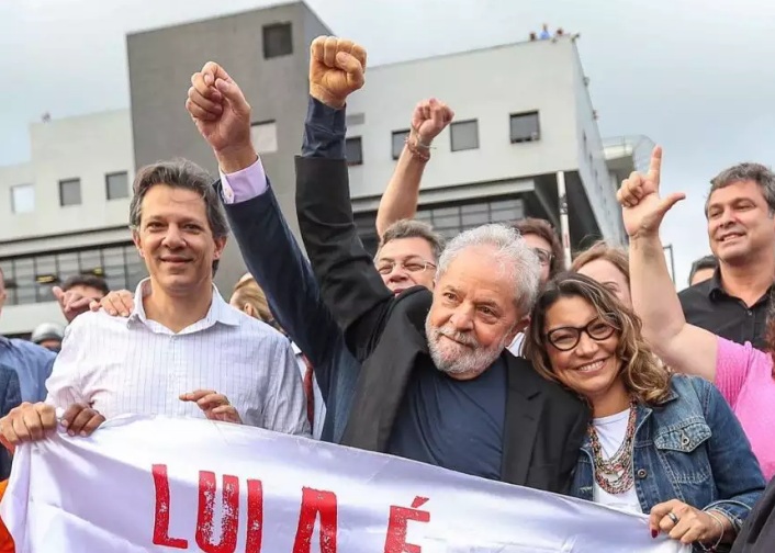 Fachin anula todas as condenações de Lula julgadas pela Lava-Jato em Curitiba