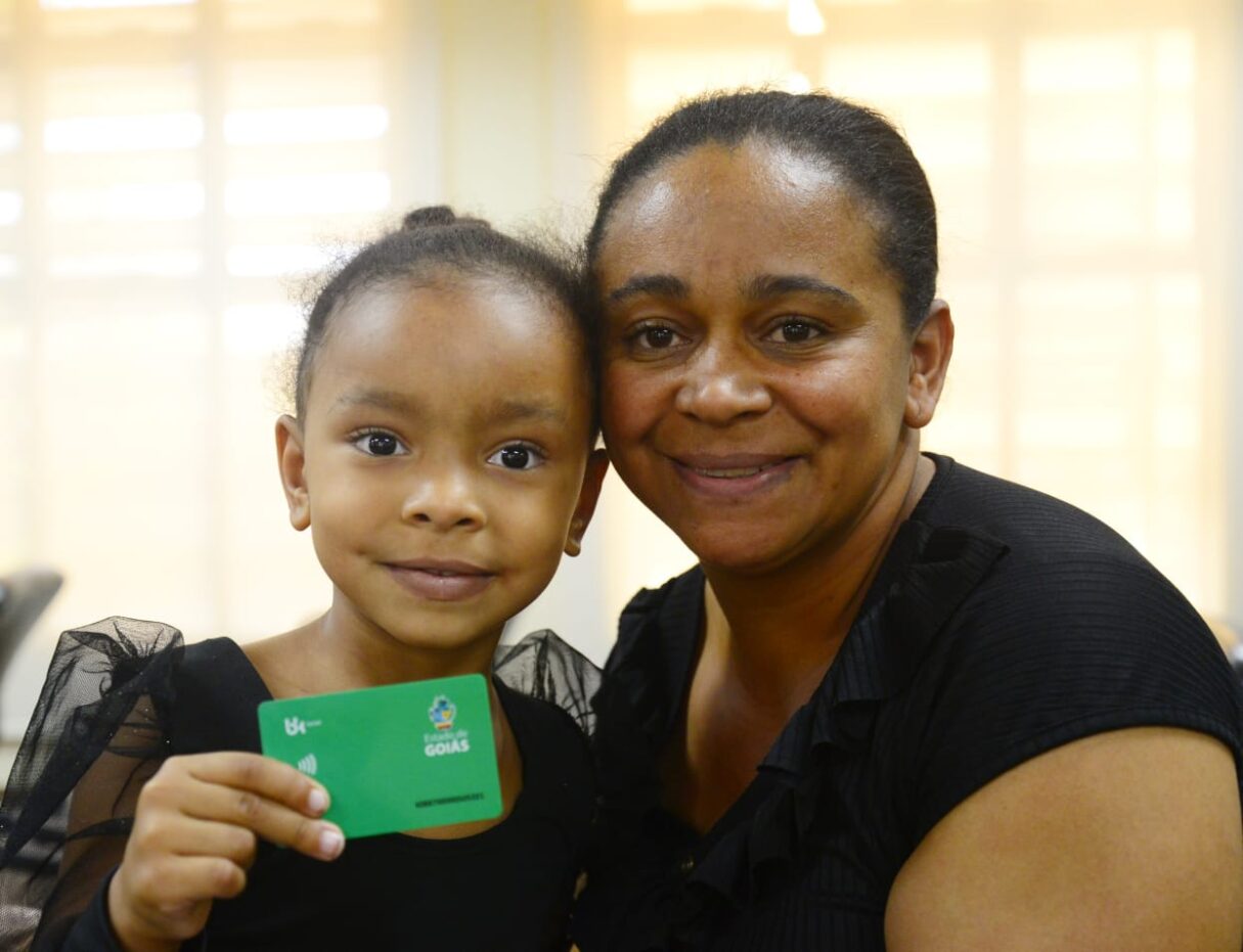 Mães de Goiás devem baixar nova versão do app para atualizar senha até amanhã (11)