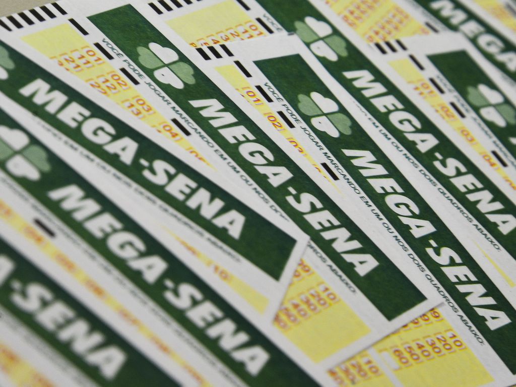 Mega-Sena: Bolão de Goiás acerta cinco números e leva mais de R$ 90 mil