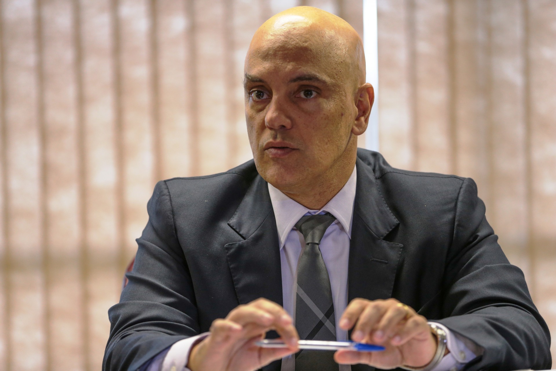 Ministro do STF determina bloqueio de perfis do PCO nas redes digitais