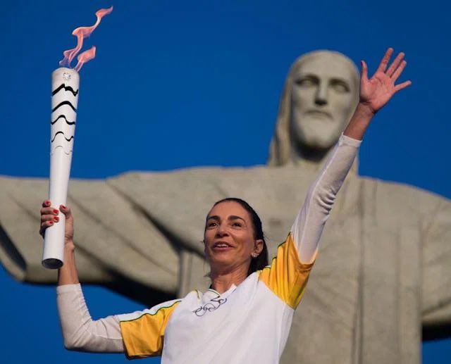 Morre ícone do vôlei Isabel Salgado