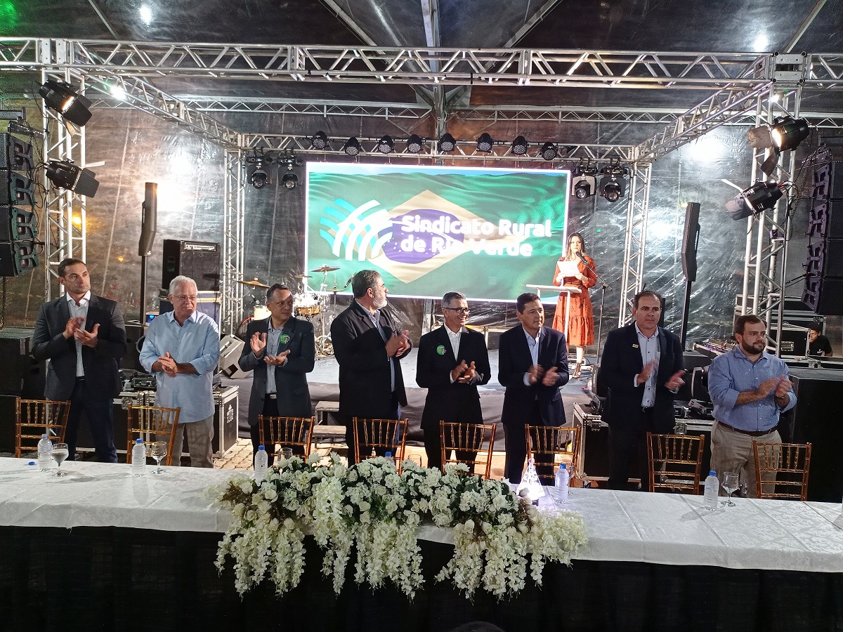 Nova diretoria toma posse no Sindicato Rural de Rio Verde em noite de gala