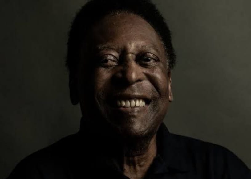 Morre o Rei Pelé aos  82 anos 