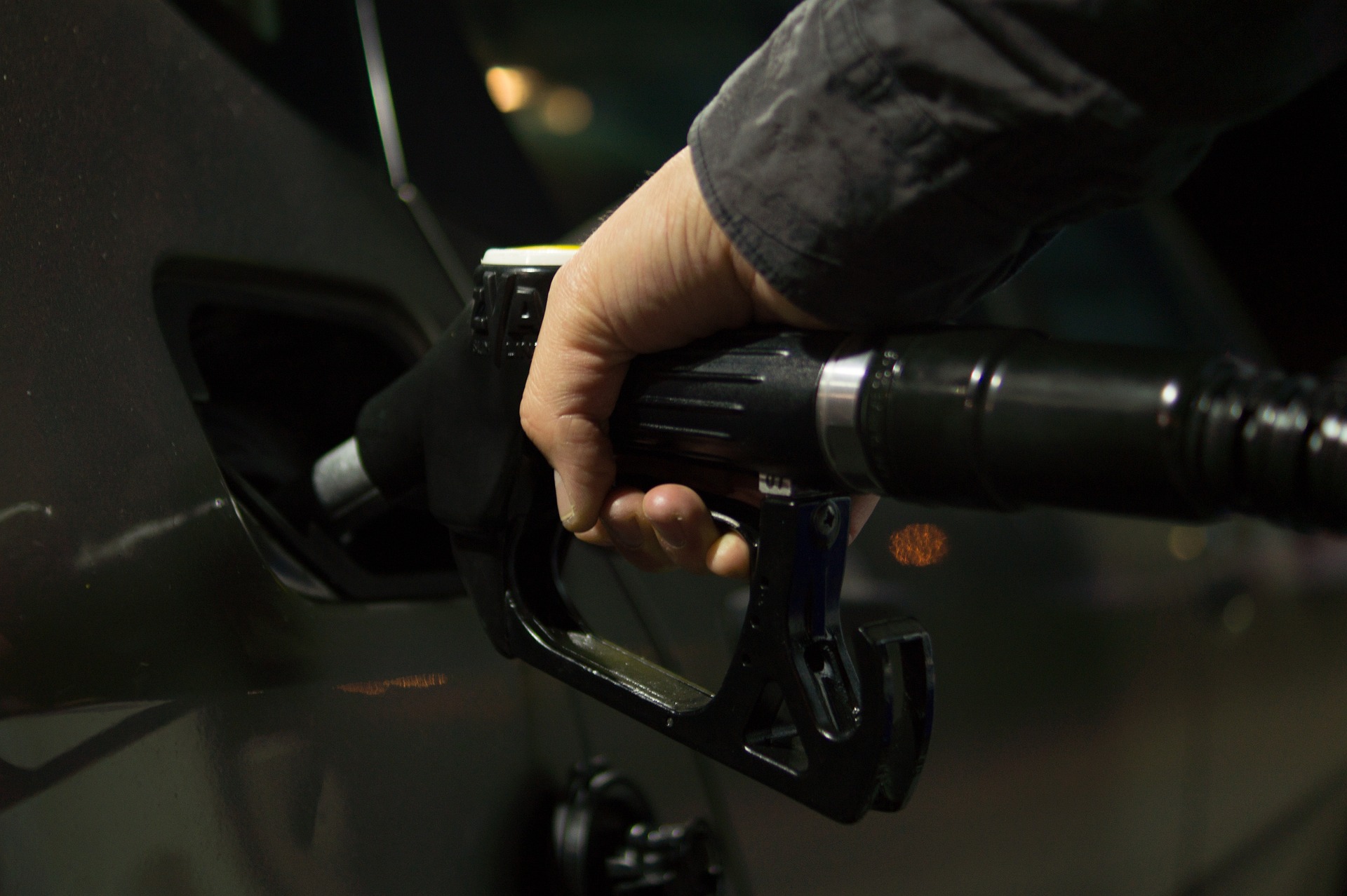 Volta de tributos sobre combustíveis deve elevar preço da gasolina em até R$ 0,69 por litro 