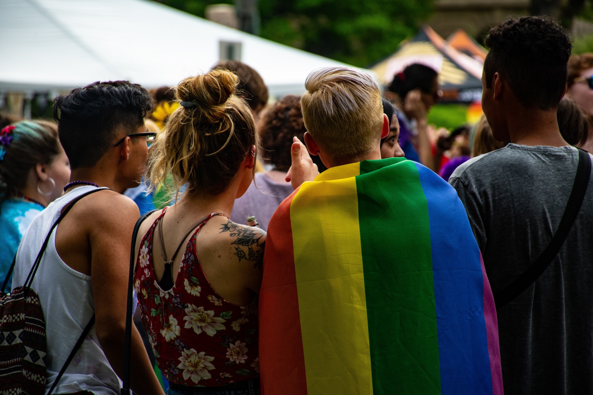 Pesquisa do IBGE aponta que 2,9 milhões de brasileiros se declaram homossexuais ou bissexuais
