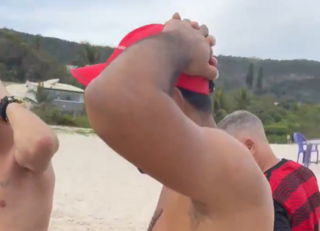 Polícia prende chefe do CV do Mato Grosso bebendo whisky em praia do Rio