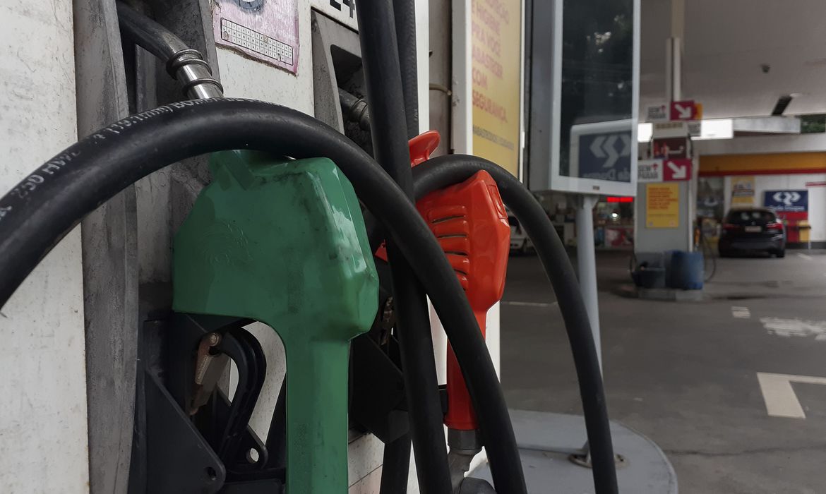 Preços do diesel e da gasolina terá redução a partir desta quarta (7)