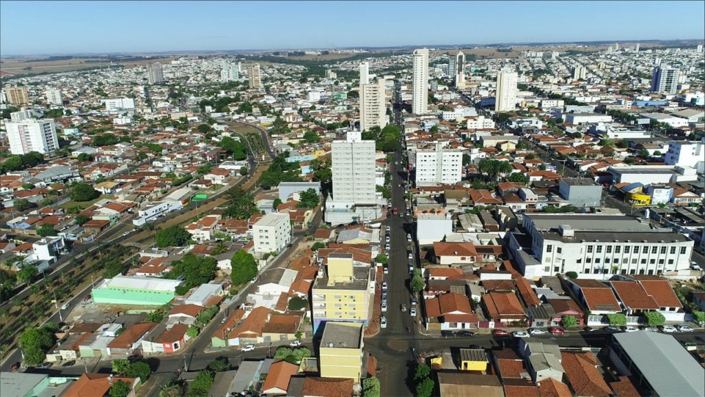 Rio Verde recebe primeira ordem de serviço do programa Parcerias para construção de 1200 moradias