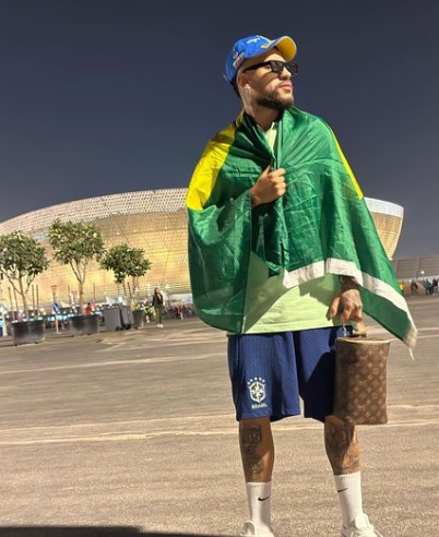 Sósia do Neymar causa tumulto no Catar