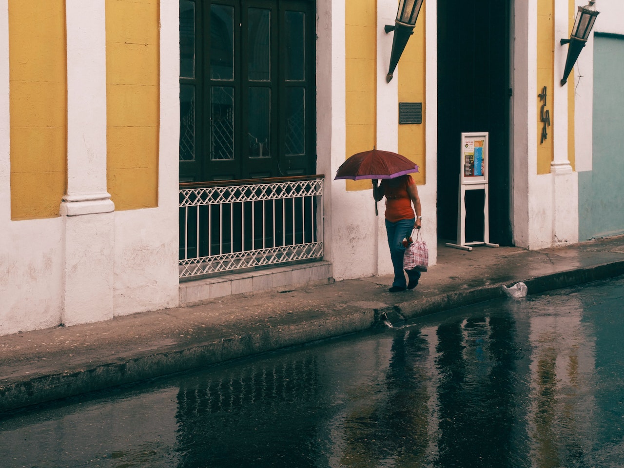 Semana começa com novas previsões de chuva para Goiás, segundo Cimehgo