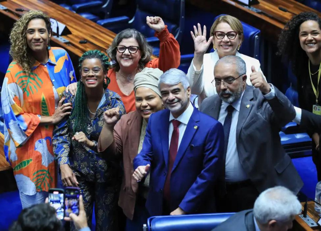 Senado aprova projeto que renova cotas raciais em concursos públicos