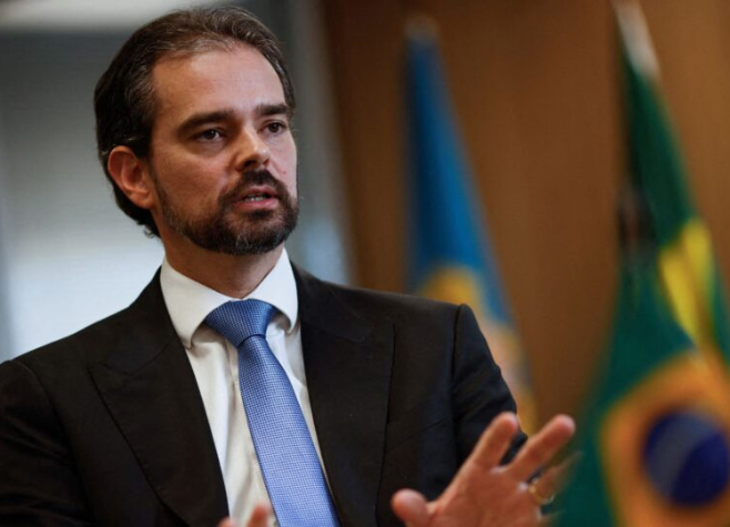 Delegado da PF é o primeiro brasileiro eleito para comandar a Interpol