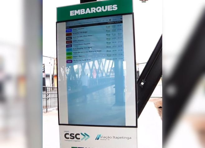 Painel informativo já funciona no Terminal do Santuário para auxiliar usuários do transporte público em Rio Verde