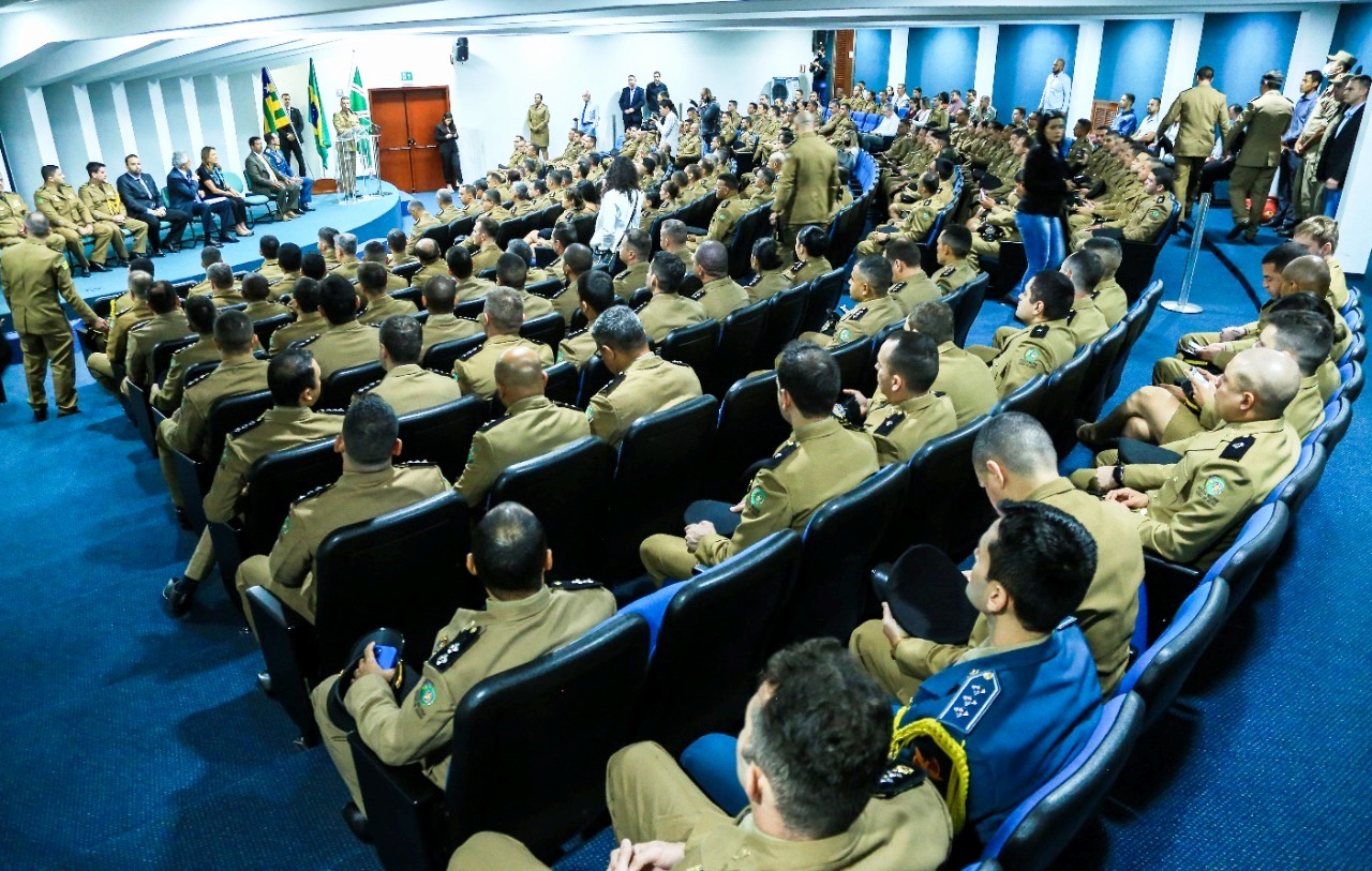Três mil policiais militares são promovidos em Goiás