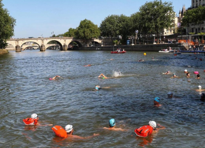 Treinos no Rio Sena em Paris são adiados novamente devido a qualidade da água