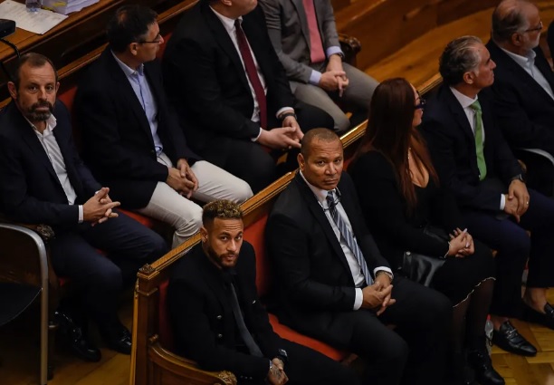Tribunal absolve Neymar de caso de fraude e corrupção