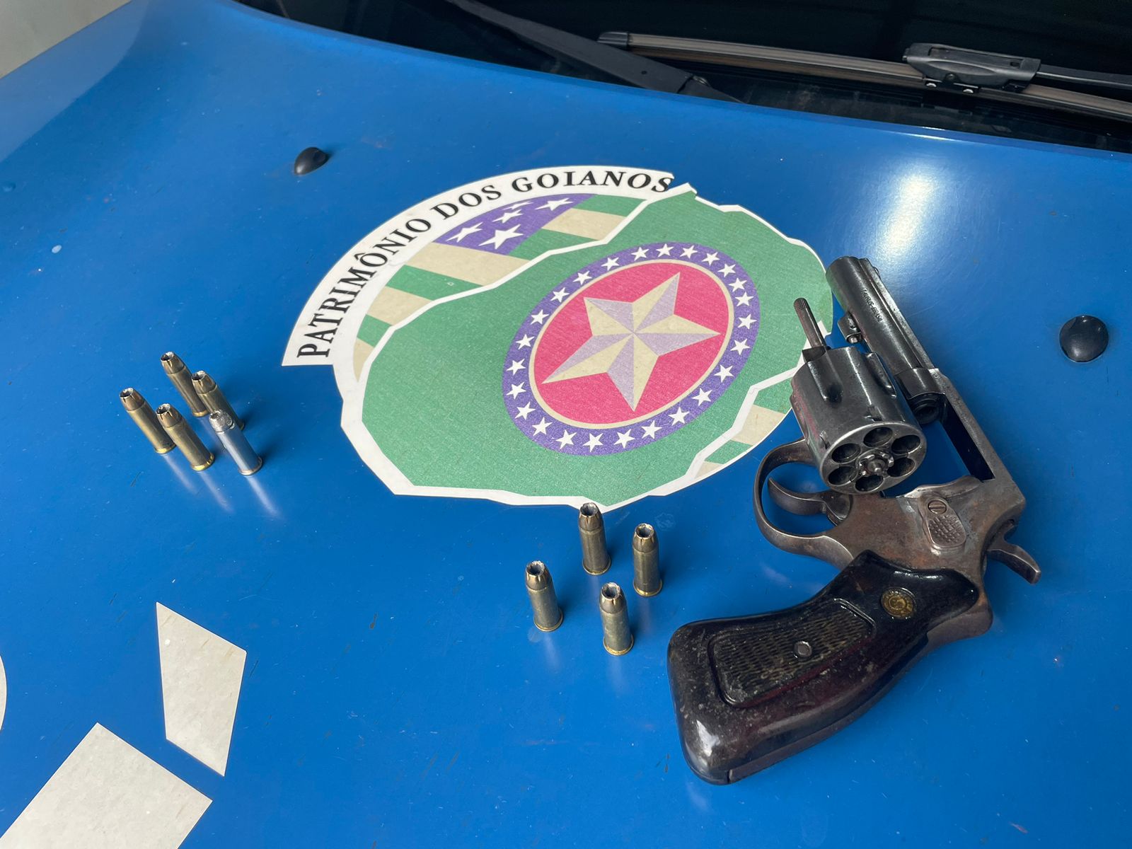 Polícia Militar prende dois homens por porte ilegal de arma de fogo em Rio Verde