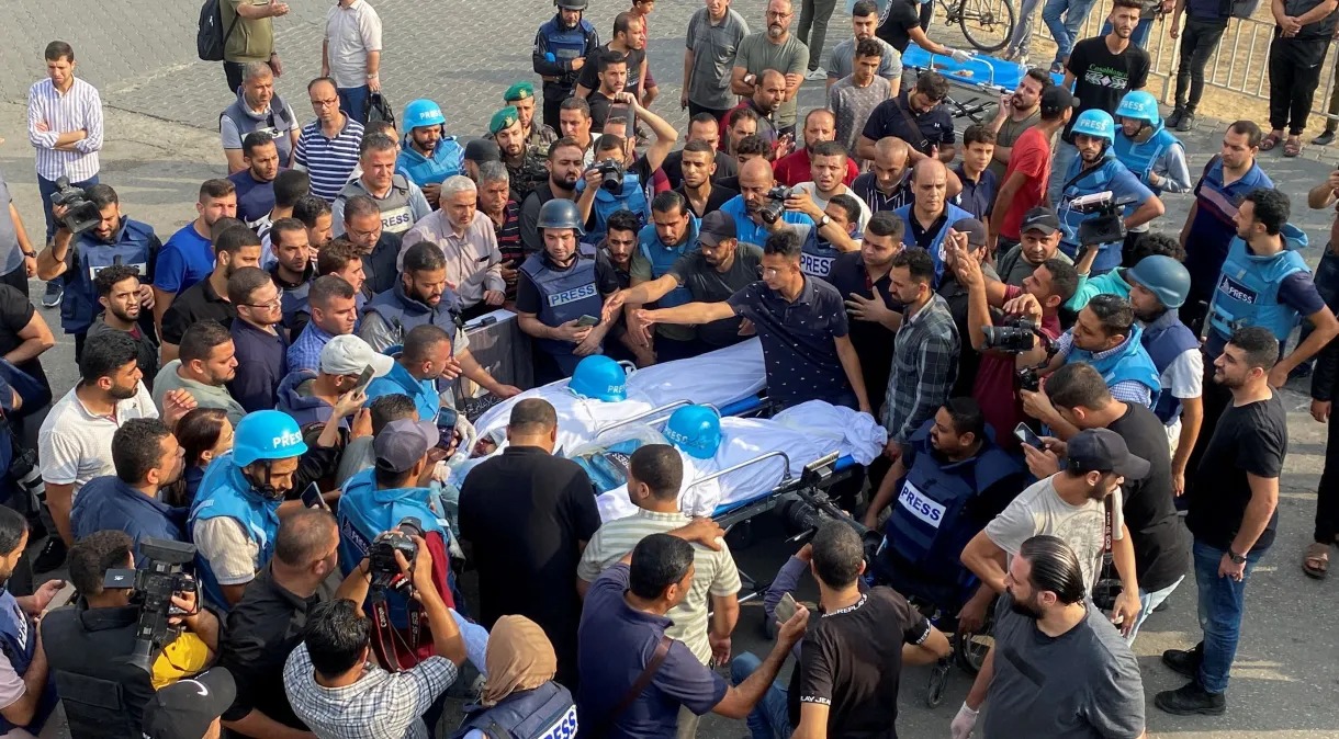 Coluna Cairo Santos: TRIBUTO AOS JORNALISTAS MORTOS NA GUERRA ISRAEL X HAMAS