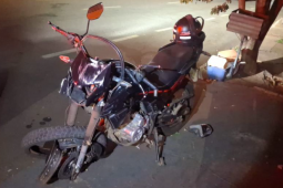 Acidente entre motos termina com condutor ferido e motorista foge do local no Setor Dona Gercina, em Rio Verde