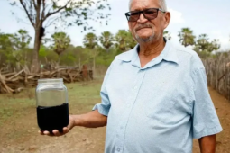 Agricultor cava poço em busca de água e encontra petróleo entre Ceará e Rio Grande do Norte