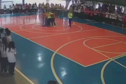 Antes da cirurgia, alunos emocionam professora com oração coletiva em escola de Goiânia; confira vídeo