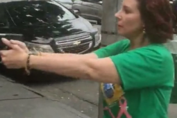 Jornalista que foi perseguido por Carla Zambelli com arma tem prisão decretada pela Justiça de SP