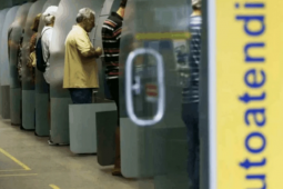 Bancários aprovam paralisação de 24 horas nesta quinta-feira em todo o país